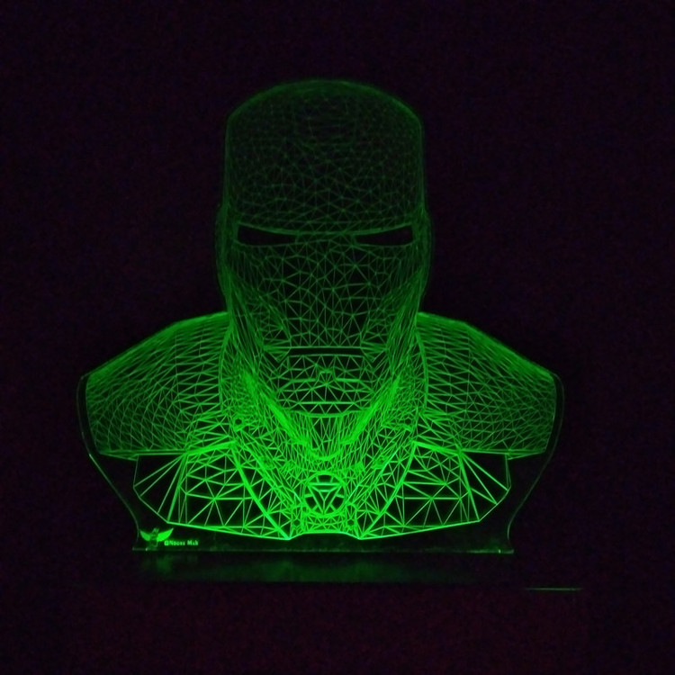 چراغ خواب مدل مرد آهنی آیرون من